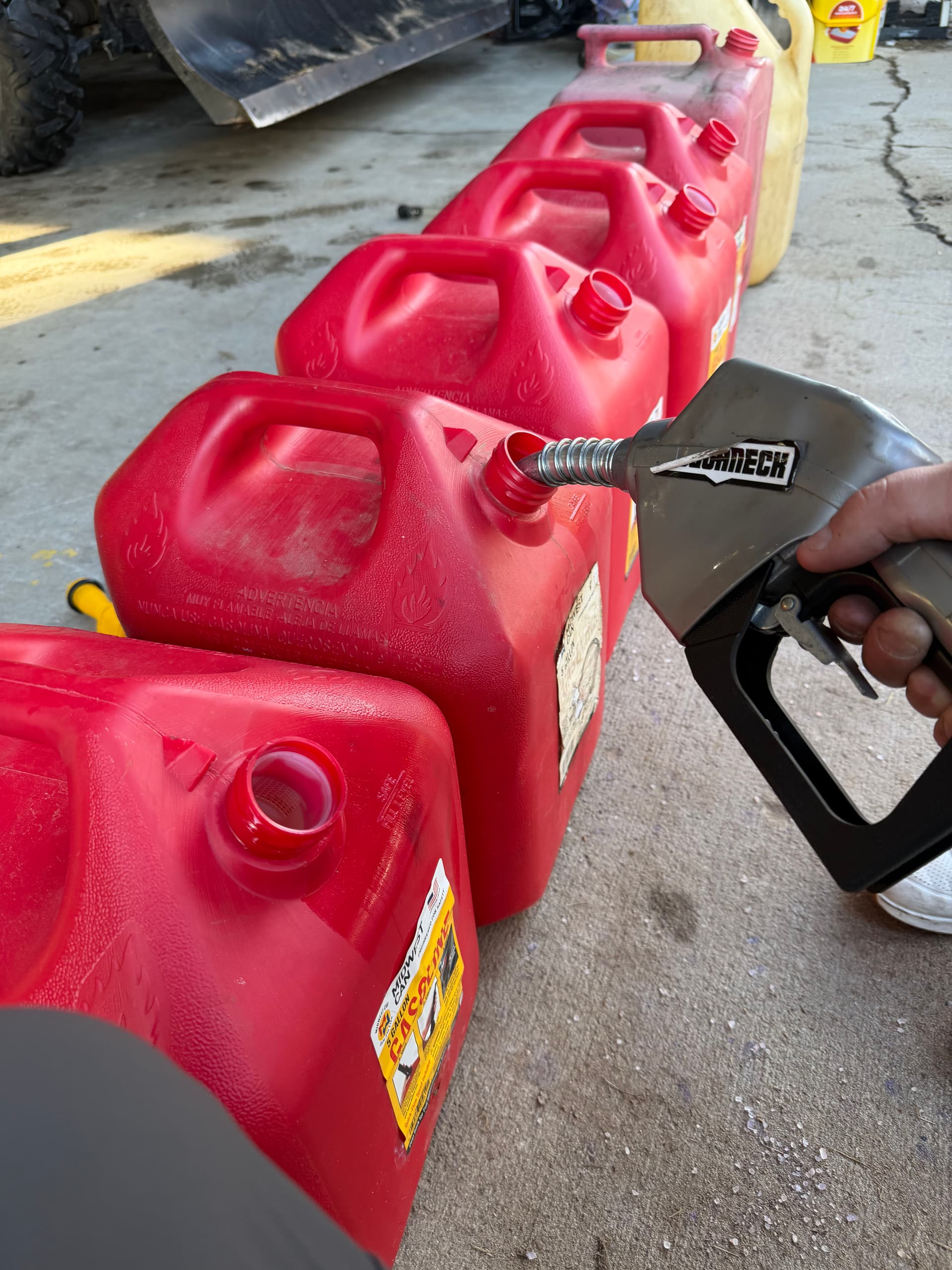 Gallery photos for Ensuring Businesses Stay Fueled - A Day in the Life of Top Dog Fuel: Image #4